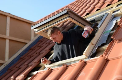 Pose de fenêtres de toit Velux à Widehem